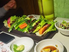 蔬菜拼盘-本家韩国烤肉(青岛万象城店)