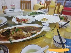 -明记海鲜美食老字号(明记总店)