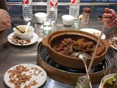 -胡须佬鸡煲四季火锅店(石厦西村直营店)