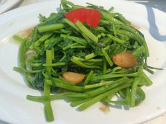 -肥仔文澳门猪骨煲(南京西路店)