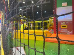 -蹦蹦跳跳(新奥购物中心店)