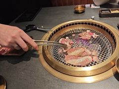 -铭牛烧肉·和牛海鲜自助(高新月牙湖店)