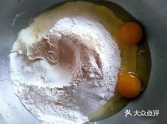 闲着也是闲着 营养健康美味的油条炸起来吧 