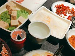 -井格重庆火锅(西直门凯德Mall店)