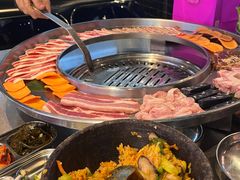 -哈哈碳都·牛肋条无限自助烤肉(台江万达店)