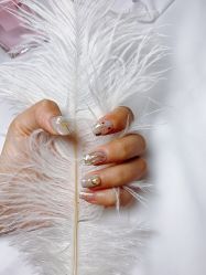 -米小兔美甲美睫