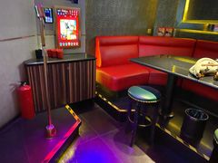 -K+全国连锁KTV(绿地缤纷天地店)