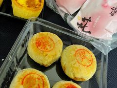 鲜肉月饼-泸溪河桃酥(西直门凯德店)