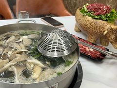 -刘少华贵州小黄牛·鲜牛肉火锅(总店)