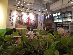 大堂-钢管厂五区小郡肝串串香(南山店)