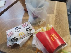 -麦当劳(中二横路店)