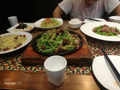 -城南往事济南风味主题餐厅(东环店)
