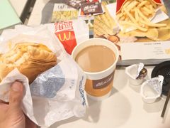 -麦当劳(轻轨曹杨路店)