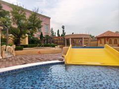 -泉城欧乐堡戏水湾艺术养生温泉