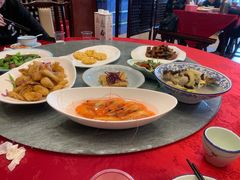 -侬佳蒸菜馆(听潮店)