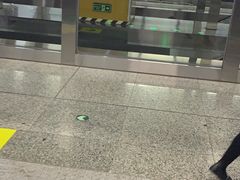 -红土地(地铁站)