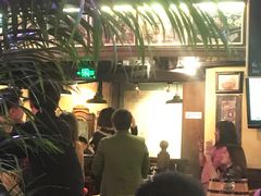-皇冠自酿啤酒坊(中国红街5号楼店)
