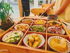-轻蔬不用等·素食(江苏路店)