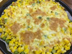 芝士玉米-老东镇啤酒屋海鲜加工·蒸汽海鲜·海鲜烧烤(台东店)