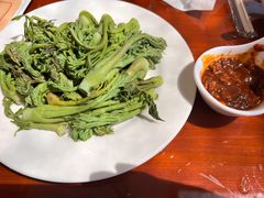 -鸿运美食府