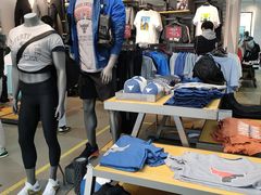 -UNDER ARMOUR(八达岭奥莱店)