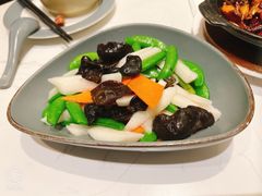 甜豆云耳炒山药-鹿港小镇(金虹桥国际中心店)