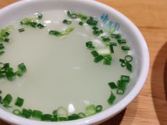小葱骨头汤-靖晨园蒸饵丝(爱琴海店)