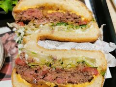 火烧牛肉特堡-The Habit Burger Grill 哈比特汉堡(复兴soho店)