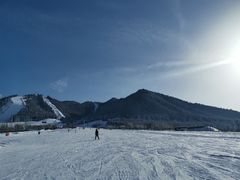 -丝绸之路山地度假区滑雪场