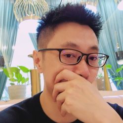 -变画·发型STUDIO