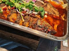 -老街烧烤大排档·地道湖北菜·龙虾馆(汉口火车站店)