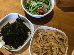 刮凉粉-食膳公园包子铺(烈士公园店)