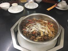 -弓虽昌焖烧鸡(大竹林店)