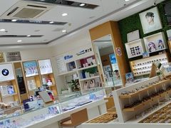 -光明眼镜·蔡司授权(九亭U天地店)