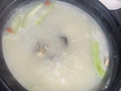 -牛牛和牛海鲜粥底火锅(长虹国际城店)