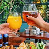 秋日必去的室外餐厅🍹午后庭院里喝酒好惬意