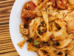 番茄鸡蛋面加肉酱-小二面店
