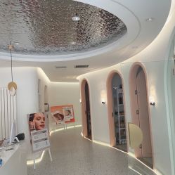 -苗方清颜痘肌研究所