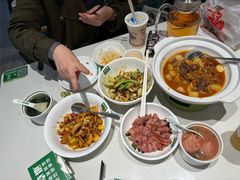 -绿草地·湘菜(7mall店)