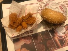 -The Habit Burger Grill 哈比特汉堡(爱琴海店)