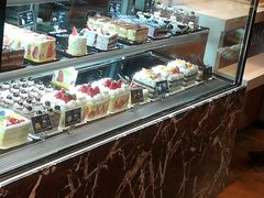 面包甜点陈列柜-好利来(幸福一家店)