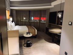 -成都龙之梦瑞峰国际酒店