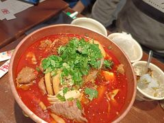 -成都你六姐·牛肉冒菜(城市集市合生汇店)