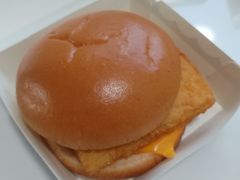 -麦当劳(展览路店)