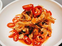 笋衣手撕鸡-小大董·烤鸭(观景餐厅·南京西路店)