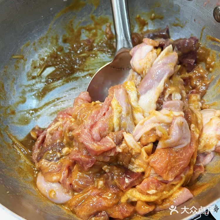 南宁美食｜胜记现切猪杂粥🌟满满一碗肉
