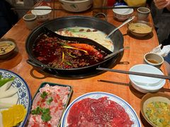 -周小明火锅(黑金冠社区店)