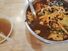 -柳州肥姨妈大骨螺蛳粉(东靖路店)