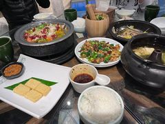 -云海肴·汽锅鸡·云南代表菜(天山百盛优客店)