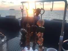 -Sunset Bar(丹绒亚路香格里拉店)